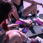 Folie de protectie sticla securizata 3mk Rainbow Privacy compatibila cu iPhone 16e, Negru 13 - lerato.ro