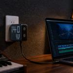 Incarcator retea BMX GaNsta Pixel Display Charger, 1x USB-A, 3x USB-C, 140W, Albastru 4 - lerato.ro