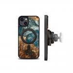 Carcasa din lemn Bewood Planet Earth MagSafe compatibila cu iPhone 14 Graphics 4 - lerato.ro