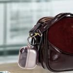 Carcasa Bizon Headphone Clear compatibila cu Samsung Galaxy Buds 3 / 3 Pro, Transparent / Roz 5 - lerato.ro