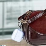Carcasa Bizon Clear Case compatibila cu Apple AirPods 4, Albastru / Transparent 5 - lerato.ro