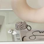Carcasa Burga compatibila cu Apple AirPods 4, Almond Latte 8 - lerato.ro