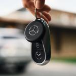 Dispozitiv anti pierdere Chipolo LOOP Mercedes-Benz, Autonomie 1 an, Alarma 125dB, Compatibil cu Apple Find My / Find Hub, Bluetooth, IP67, USB-C, Negru 4 - lerato.ro