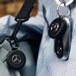 Dispozitiv anti pierdere Chipolo LOOP Mercedes-Benz, Autonomie 1 an, Alarma 125dB, Compatibil cu Apple Find My / Find Hub, Bluetooth, IP67, USB-C, Negru 8 - lerato.ro