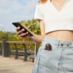 Ventilator portabil 3-in-1 Jisulife Life8 Plus, 1.2W, Flue aer 3m/s, 4500 mAh, Autonomie 46h, 3 viteze, USB-C, Functie powerbank si lanterna, Maro 7 - lerato.ro