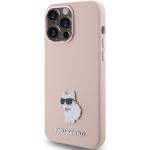 Carcasa Karl Lagerfeld Silicone Choupette Metal Pin compatibila cu iPhone 15 Pro Max, Roz 3 - lerato.ro