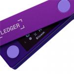 Portofel electronic Ledger Nano X Crypto, pentru monede virtuale Bitcoin, Ethereum, Dash, ZCash si altele, Amethyst Purple 6 - lerato.ro