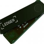 Portofel electronic Ledger Nano X Crypto, pentru monede virtuale Bitcoin, Ethereum, Dash, ZCash si altele, Emerald Green 3 - lerato.ro
