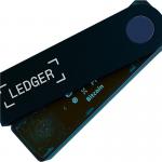 Portofel electronic Ledger Nano X Crypto, pentru monede virtuale Bitcoin, Ethereum, Dash, ZCash si altele, Sapphire Blue 3 - lerato.ro