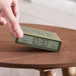 Ceas cu alarma Lexon Flip Classic, Snooze, Display Digital, 1200mAh, USB-C, Khaki 8 - lerato.ro