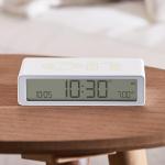 Ceas cu alarma Lexon Flip Classic, Snooze, Display Digital, 1200mAh, USB-C, Alb 7 - lerato.ro