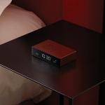 Ceas cu alarma Lexon Flip Premium, Snooze, Display Digital, Luminozitate ajustabila, USB-C, Bronz 9 - lerato.ro