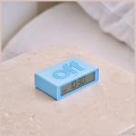 Ceas cu alarma Lexon Flip Mini, Display Digital, Autonomie 6 luni, USB-C, Light Blue 8 - lerato.ro