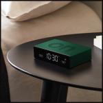 Ceas cu alarma Lexon Flip Premium, Snooze, Display Digital, Luminozitate ajustabila, USB-C, Dark Green 6 - lerato.ro