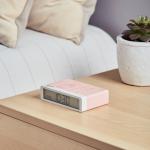 Ceas cu alarma Lexon Flip Classic X Pantone, Snooze, Display Digital, Luminozitate ajustabila, USB-C, Roz 5 - lerato.ro