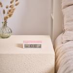 Ceas cu alarma Lexon Flip Classic X Pantone, Snooze, Display Digital, Luminozitate ajustabila, USB-C, Roz 6 - lerato.ro