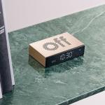 Ceas cu alarma Lexon Flip Premium, Snooze, Display Digital, Luminozitate ajustabila, USB-C, Gold 8 - lerato.ro