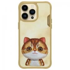 Carcasa Nimmy Big Eyed Pet Cat 2.0 compatibila cu iPhone 15 Pro, Verde