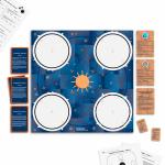 Kit STEAM Ozobot OzoGoes to the Sun, Earth & Moon, 1x tabla de joc, 4x carduri intrebari, 12x carduri cu informatii, 12x stickere, Multicolor 8 - lerato.ro