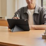 Husa Pitaka MagEZ Folio 2 compatibila cu iPad Pro 12.9 inch 2021-2022 / iPad Air 13 inch 2024-2025, Negru 8 - lerato.ro