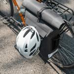 Geanta impermeabila bicicleta Rockbros pentru portbagaj, functie de rucsac, sistem prindere pentru casca, 18L, Negru 4 - lerato.ro