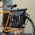 Geanta impermeabila bicicleta Rockbros pentru portbagaj, functie de rucsac, sistem prindere pentru casca, 18L, Negru 7 - lerato.ro