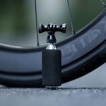 Pompa bicicleta cu CO2 Rockbros, Umflare rapida, Design compact, Constructie din aluminiu, Negru 9 - lerato.ro
