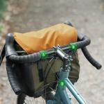 Geanta bicicleta Rockbros DB005 pentru ghidon, 13.5-24L, Waterproof, Verde / Portocaliu 4 - lerato.ro