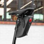 Geanta pentru bicicleta Rockbros AS-078-1, Lumina spate smart incarcabila USB-C, Waterproof, Montare sub sa, 0.8L, Negru 9 - lerato.ro