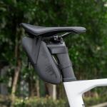 Geanta pentru bicicleta Rockbros AS-078-1, Lumina spate smart incarcabila USB-C, Waterproof, Montare sub sa, 0.8L, Negru 10 - lerato.ro