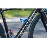 Suport bidon apa pentru bicicleta Rockbros KR03-BC, Policarbonat, Albastru/Auriu 4 - lerato.ro
