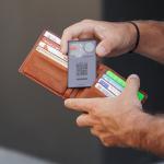 Dispozitiv anti pierdere tip card Rolling Square AirCard Pro Dual, Bluetooth, Baterie 220mAh reincarcabila, Compatibil cu Apple Find My / Android Find Hub, Gri 9 - lerato.ro