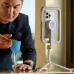 Selfie stick ShiftCam SnapStand Selfie, Compatibil MagSafe, Telecomanda Bluetooth, Unghi reglabil, 75cm, Stone 6 - lerato.ro