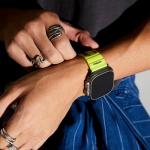 Curea Skinarma Shokku din silicon compatibila cu Apple Watch 44/45/49mm, Galben 6 - lerato.ro