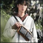 Geanta universala pentru telefon Skinarma Jager, Waterproof, 30 x 16.5 x 6.5 cm, Maro 6 - lerato.ro