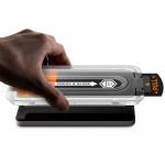 Folie sticla Spigen Glass tR EZ Fit Pro HD compatibila cu Samsung Galaxy S25 FE, Transparent 8 - lerato.ro