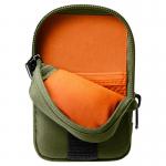 Geanta universala Spigen TintapZip cu MagSafe, Protectie RFID, Olive 22 - lerato.ro