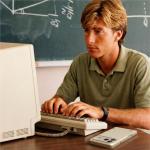 Husa Spigen Classic LS cu MagSafe compatibila cu iPhone 17 Pro, Stone 16 - lerato.ro