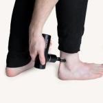 Aparat de masaj cu vibratie Swedish Posture Massage Gun Mini, 4 capete de masaj, Ajuta la relaxarea muschilor, Negru 9 - lerato.ro