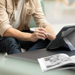 Husa Uniq Trexa compatibila cu iPad 10.2 inch 2021 / 2020/ 2019, iPad Air 10.5 inch 2019, Rosu 8 - lerato.ro