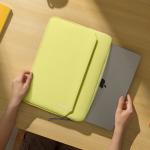 Husa Tomtoc Light A18 compatibila cu Macbook Neo 13 inch 2026, Citrus 11 - lerato.ro