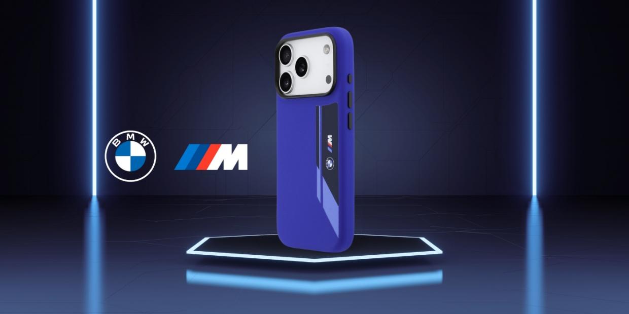 Carcasa BMW M Silicon Vertical Logo cu MagSafe compatibila cu iPhone 17, Navy Blue 1 Lerato.ro