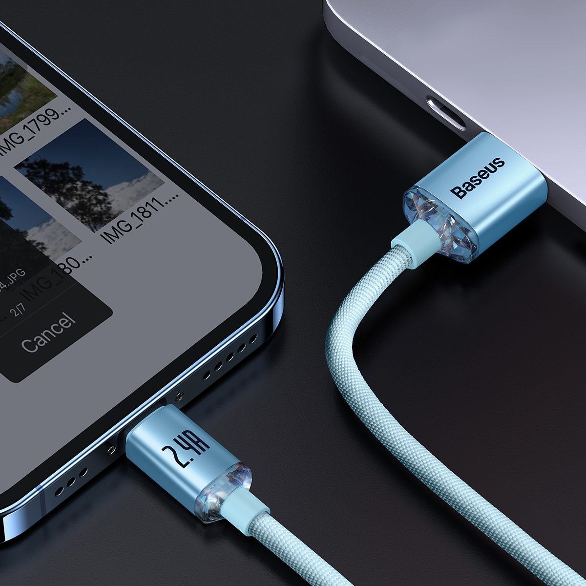 Cablu pentru incarcare si transfer de date Baseus Crystal Shine, USB/Lightning, 2.4A, 1.2m, Albastru 1 Lerato.ro