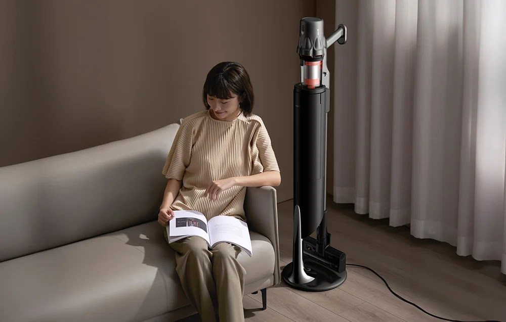 Aspirator vertical Deerma T30W Station, Fara fir, 240W, 23000Pa, Capacitate colectare 0.56L, 2500mAh, Negru 1 Lerato.ro