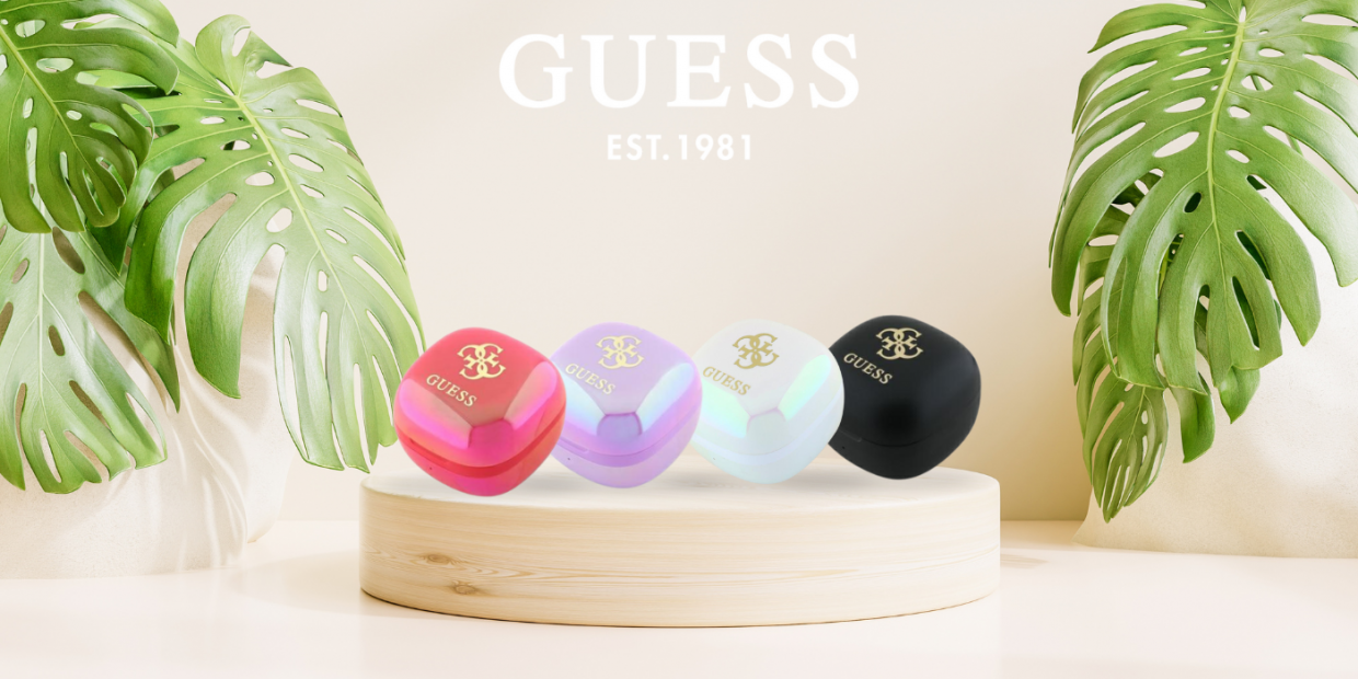 Casti wireless Guess 4G Printed Logo, Bluetooth 5.3, 250mAh, Autonomie 6h, USB-C, Alb 1 Lerato.ro