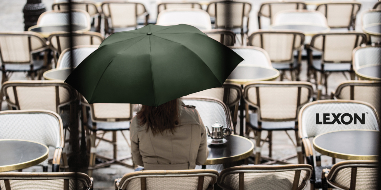 Umbrela pliabila Lexon Mini Hook, Lungime 50cm, Diametru 122cm, Roz 1 Lerato.ro