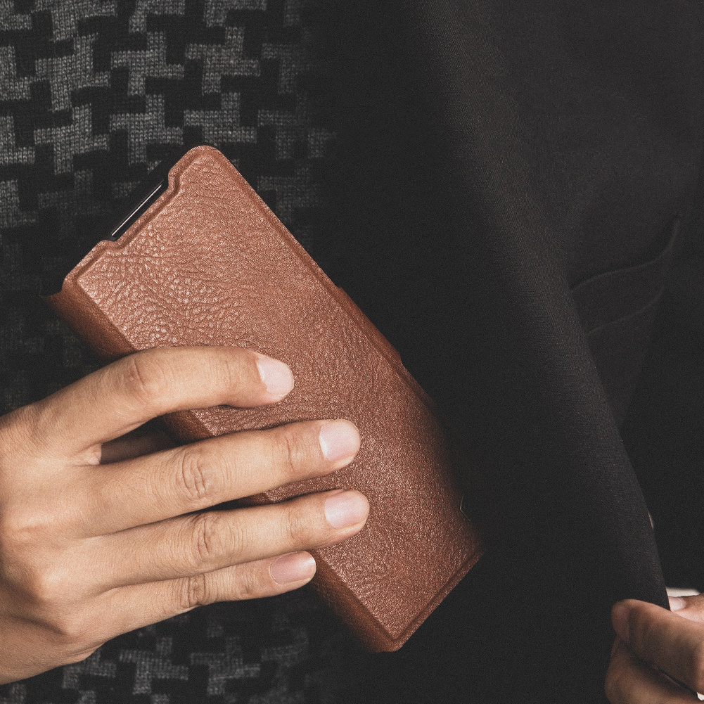 Husa Nillkin Aoge Leather compatibila cu Samsung Galaxy Z Fold 3 5G Brown 1 Lerato.ro