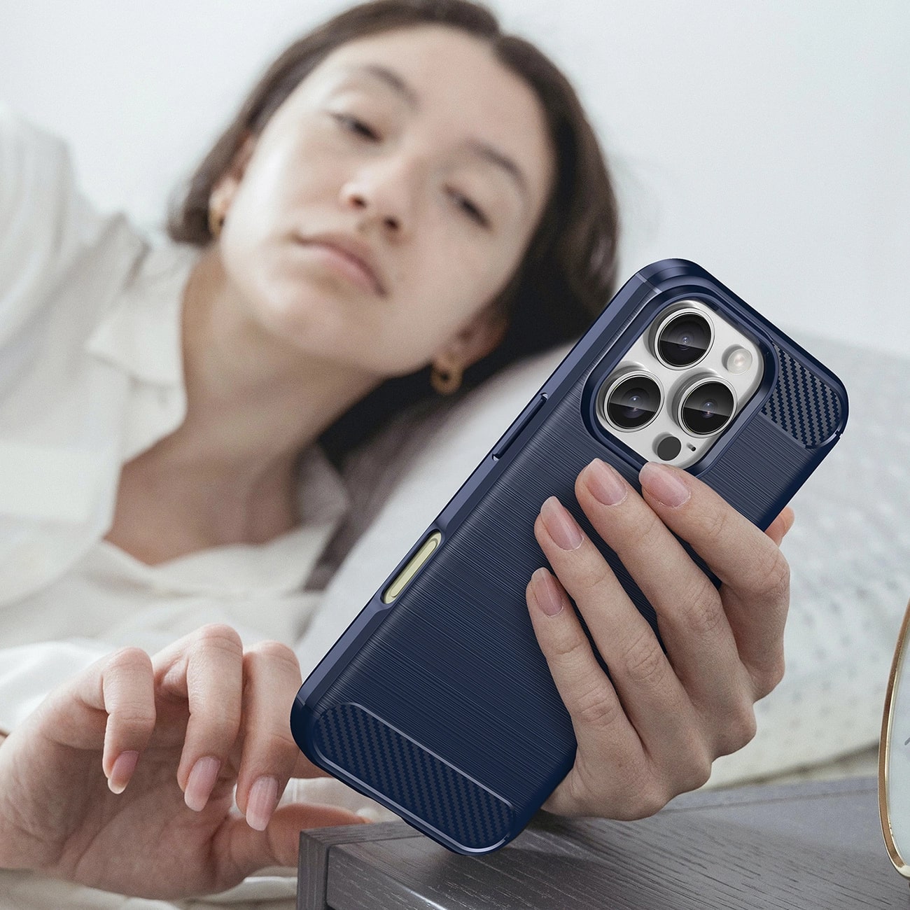 Carcasa Flexible Carbon compatibila cu iPhone 16 Pro Blue 1 Lerato.ro