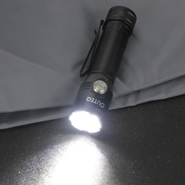 Lanterna OUTEQ FL7, LED, 2050 lm, Autonomie 8h, incarcare USB-C, IP67, Negru 1 Lerato.ro