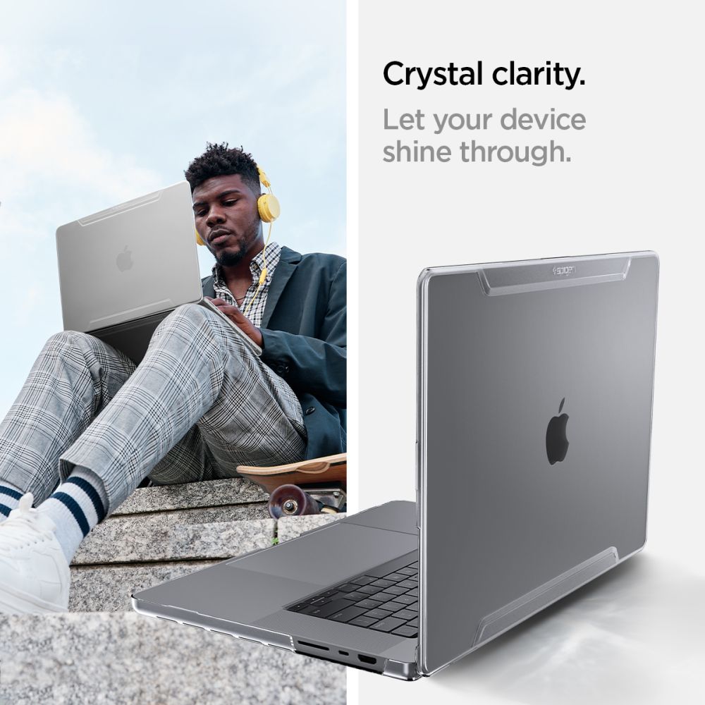 Carcasa laptop Spigen Thin Fit compatibila cu Macbook Pro 14 inch 2021/2022 Crystal Clear 1 Lerato.ro